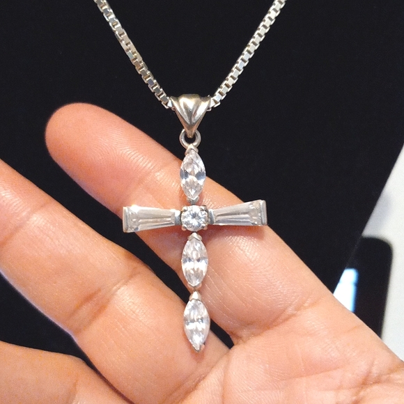 925 cross pendant - Picture 2 of 7